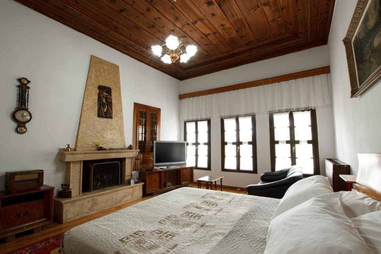 Emblematic House Apartment 2 Gjirokastër Eksteriør bilde