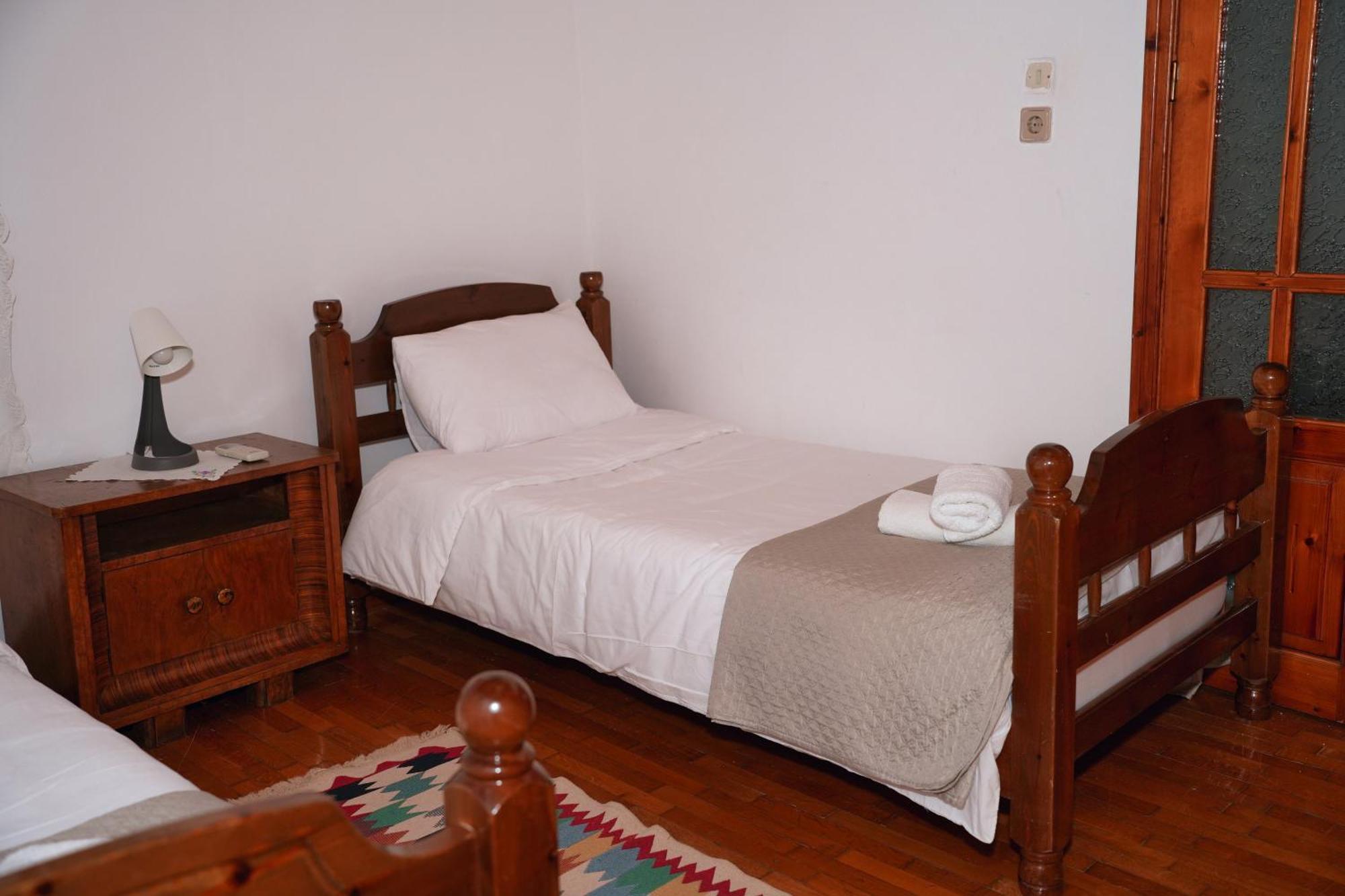 Emblematic House Apartment 2 Gjirokastër Eksteriør bilde