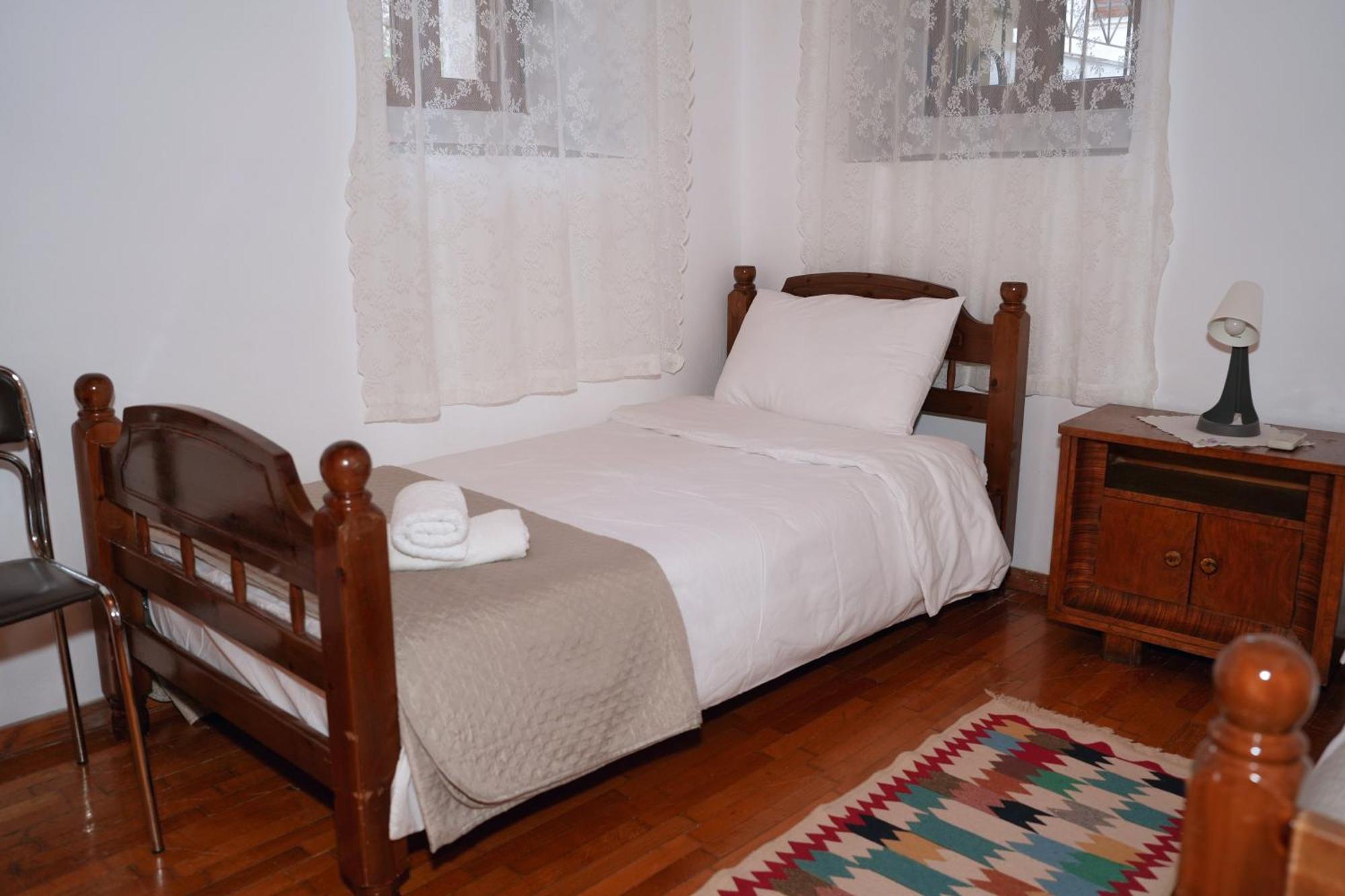 Emblematic House Apartment 2 Gjirokastër Eksteriør bilde